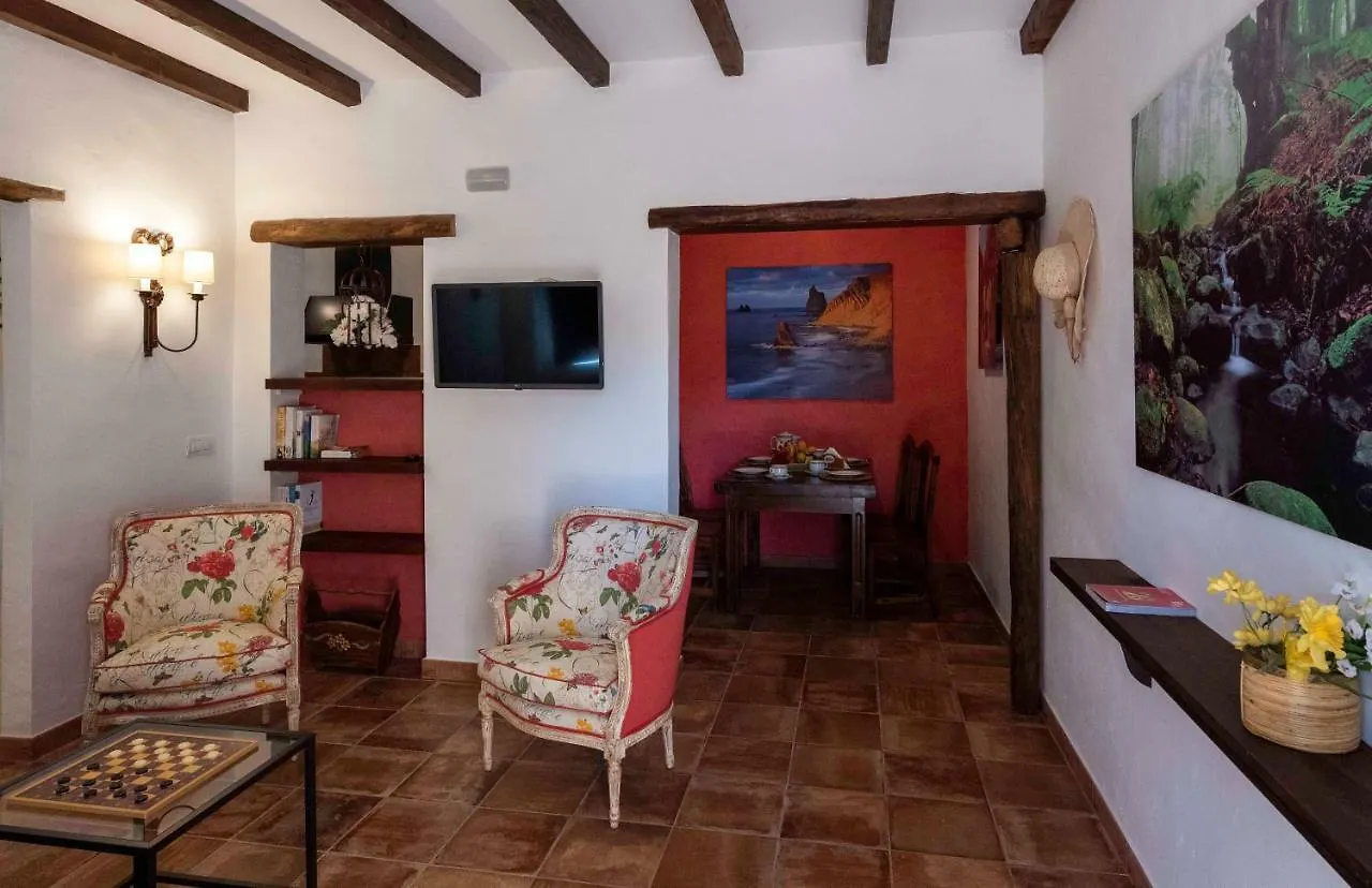 Rincón de los Abanes - Finca Casa Jardín-VV La Laguna  La Laguna (Tenerife)